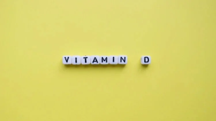 Vitamin D Kockice koje ispisuju vitamin D koji je važan za snažan imunitet